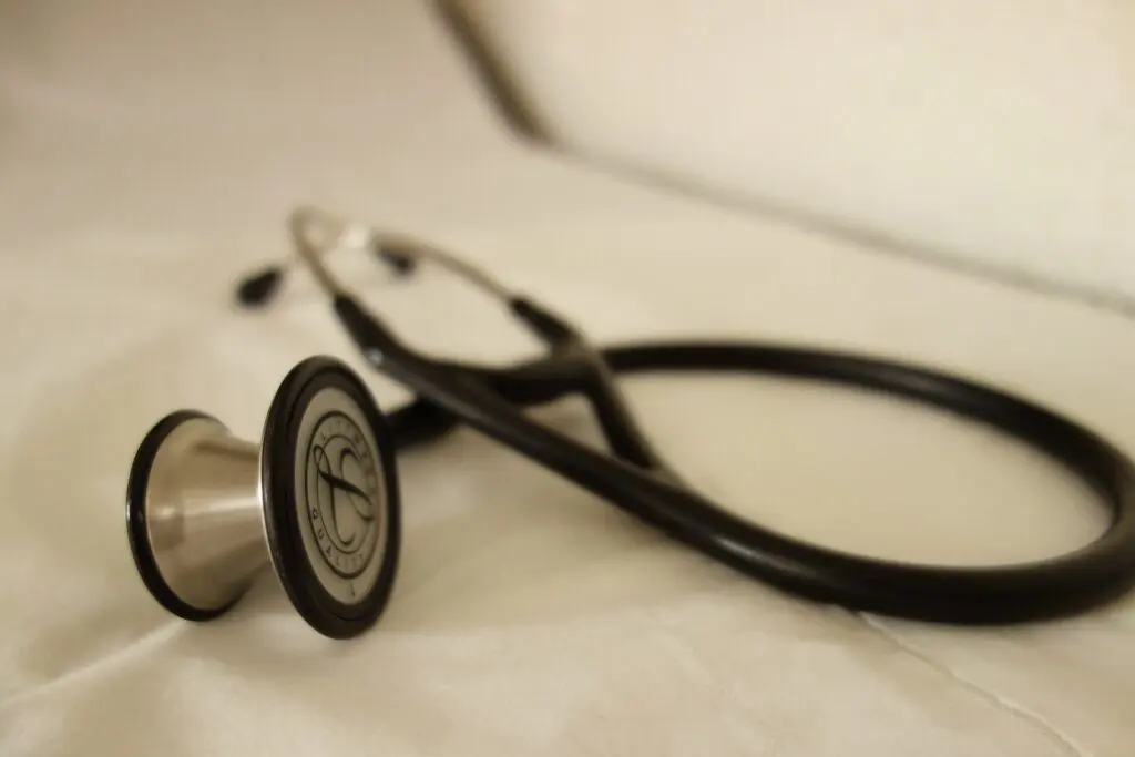 stethoscope-2359757_1920