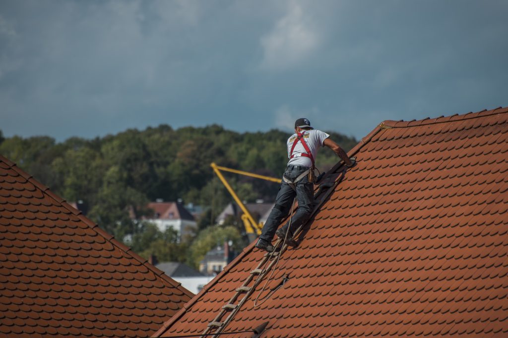 Roofers Have 4th Deadliest Job In America New York Personal Injury Blog