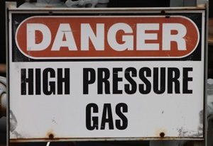 danger high pressure gas sign